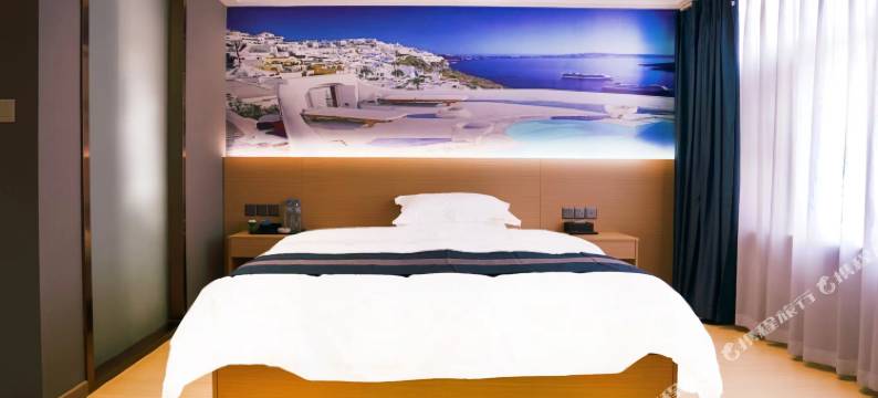 世界印象主题酒店(金堂大学城店)图片