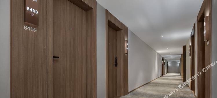 麓元酒店(涟源五马广场汽车站店)图片