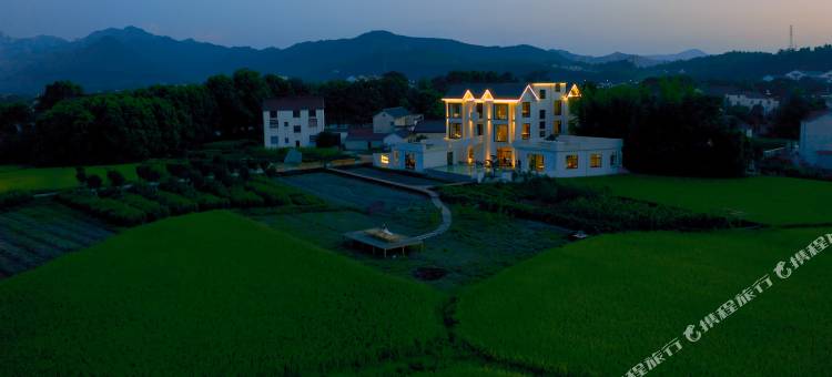 花筑·九华山夕露沾衣民宿图片