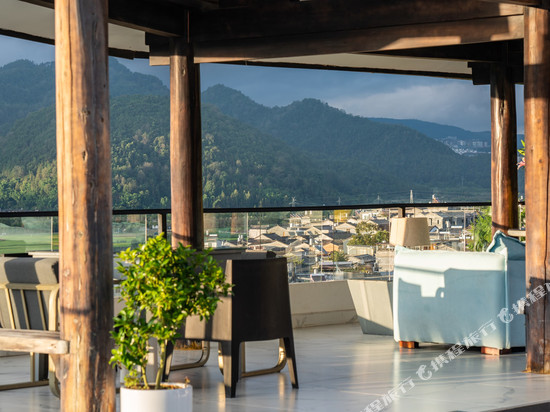 腾冲无为·森林温泉全景民宿