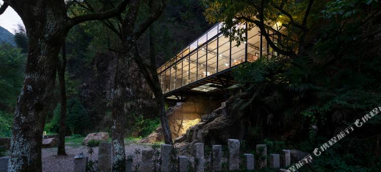 诗莉莉隐世·北山三十六院溪Villa温泉度假村图片