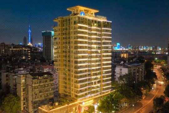 纽宾凯尚居酒店武汉钟家村拦江路地铁站江滩店