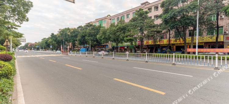 骏怡连锁公寓(高埗文化广场店)图片