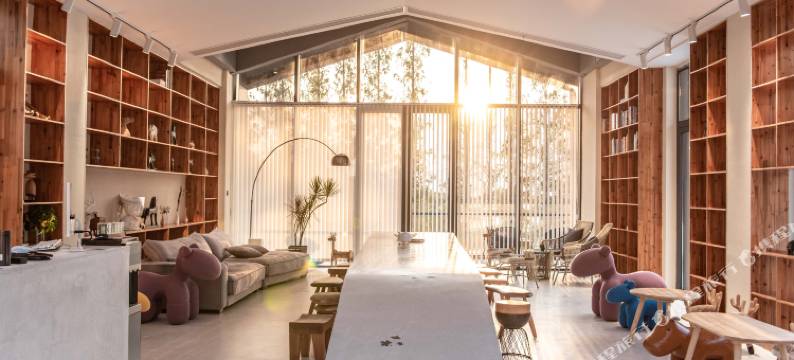 鹿鸣小筑设计师民宿(杭州建德富春江畔店)图片