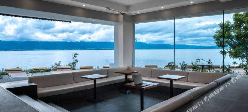 泽海上居海景度假酒店(大理洱海店)图片
