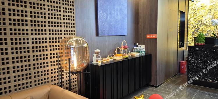 璟上·朵亚酒店(三亚市实验中学临春河店)图片
