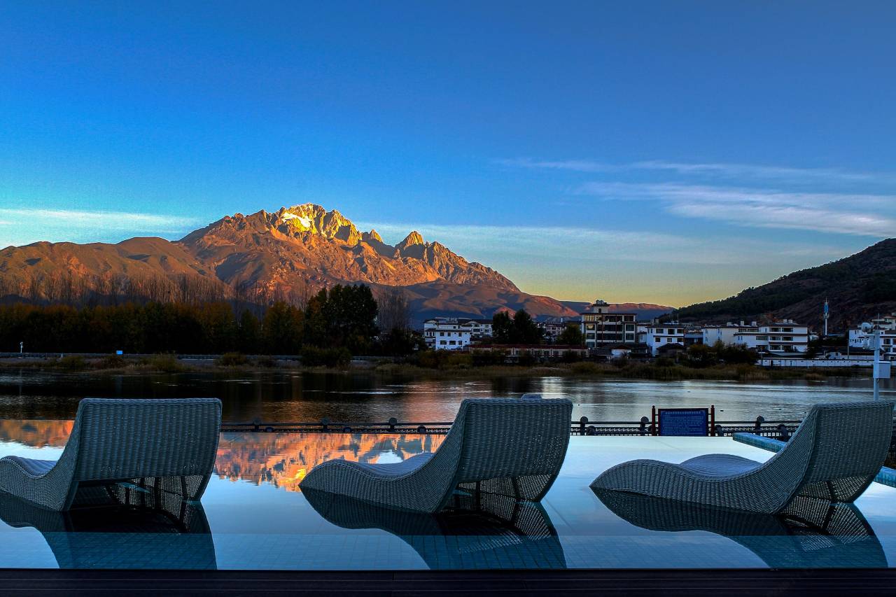 丽江山海VILLA雪山湖畔观景民宿