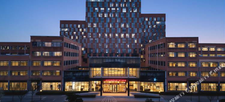 临沂人才学术交流中心酒店(应用科技城店)图片