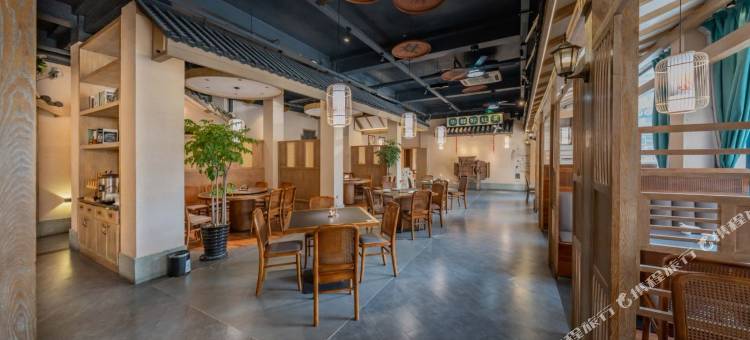 雷迪森世嘉酒店(青田高铁站店)图片