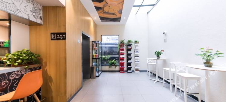 宜必思酒店(上海吴中路地铁站店)图片