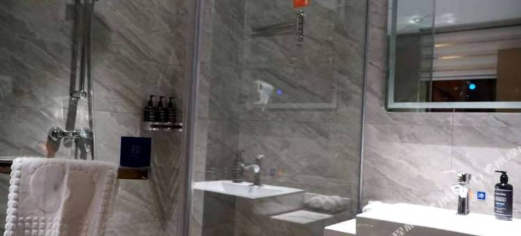 雅斯特酒店 YESTE HOTEL(咸宁通山县月亮湾商贸广场水岸花园店)图片