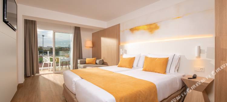 蔚蓝酒店(L'Azure Hotel)图片