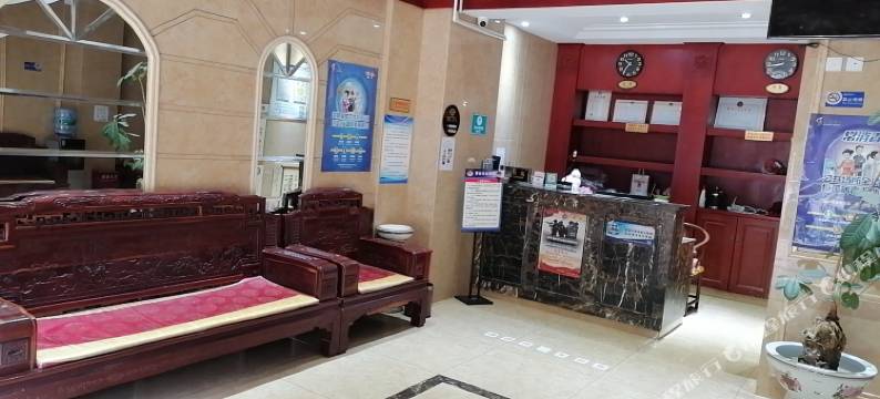 家洪酒店(蒙自汽车客运站店)图片