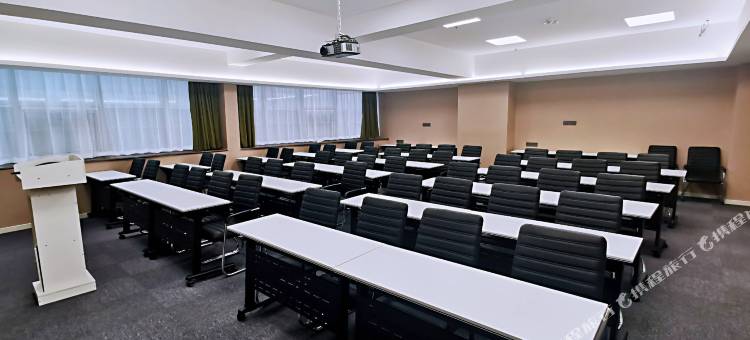 如家莫泰(太原迎泽大街火车站进站口店)图片