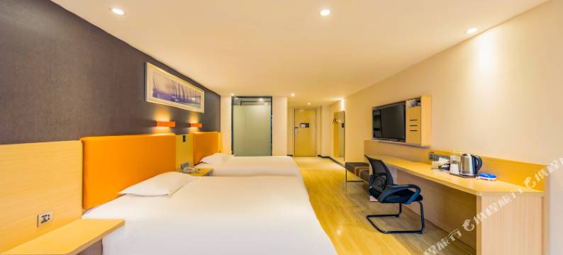 柏曼酒店(重庆江北国际机场鹿山轻轨站店)图片