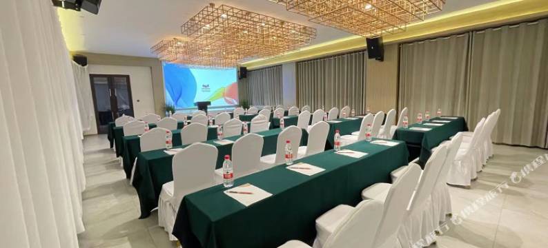 丽呈别院·尊御侍庭酒店(遵义市汇川区古城店)图片