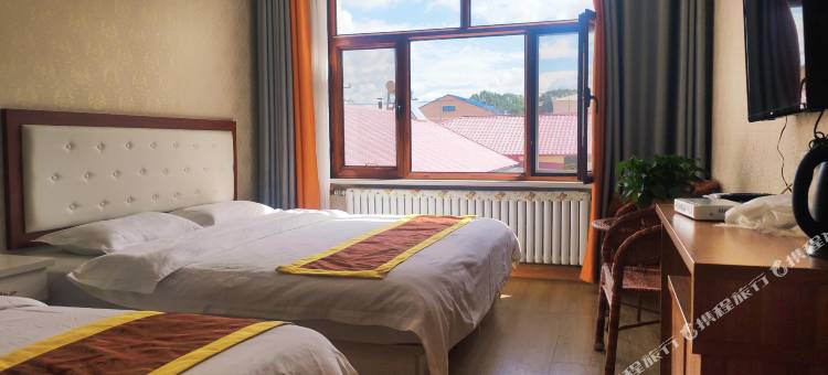 城龙酒店(乌兰布统草原景区店)图片