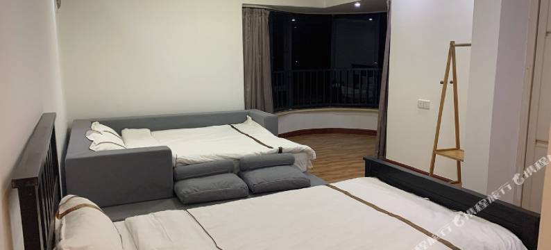 惠州卖别墅的小姐姐图片