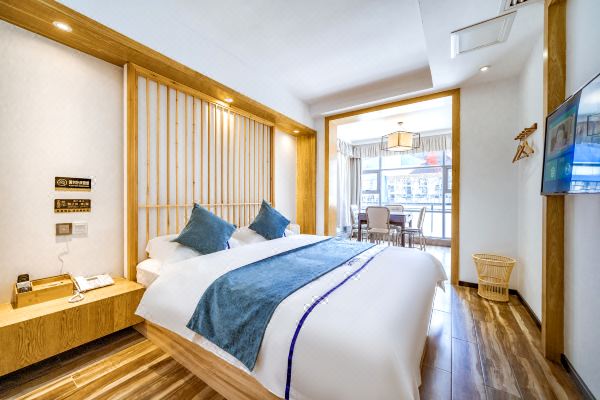 兰舍酒店遵义南白店