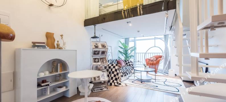 GS高空设计师自助酒店(成都人民北路店)图片