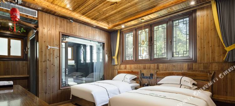 婺源银杏楼·艺术美宿(石城红枫度假区)图片