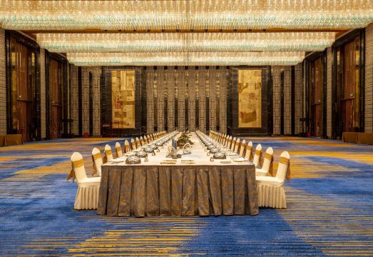 The Purple Palace NanjingHotel Overview