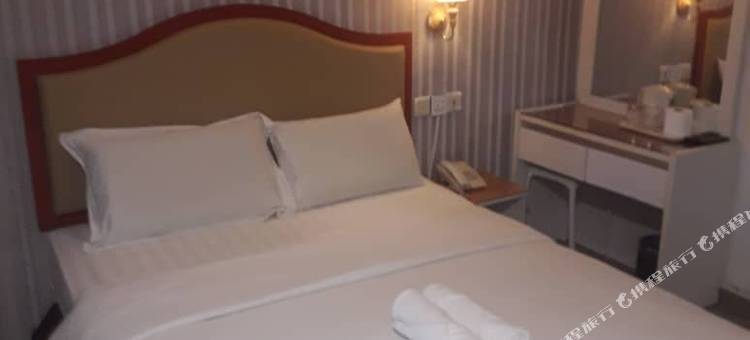 玫瑰小屋酒店 - 努沙再也工业园(Rose Cottage Hotel Taman Nusa Cemerlang)图片