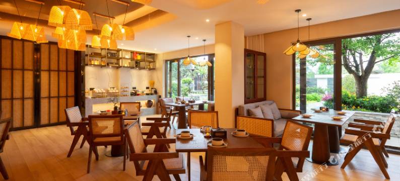 华著·悦青城温泉酒店(都江堰熊猫谷店)图片