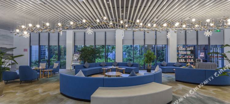 宁波体育宾馆(北仑银泰中河路地铁站店)图片