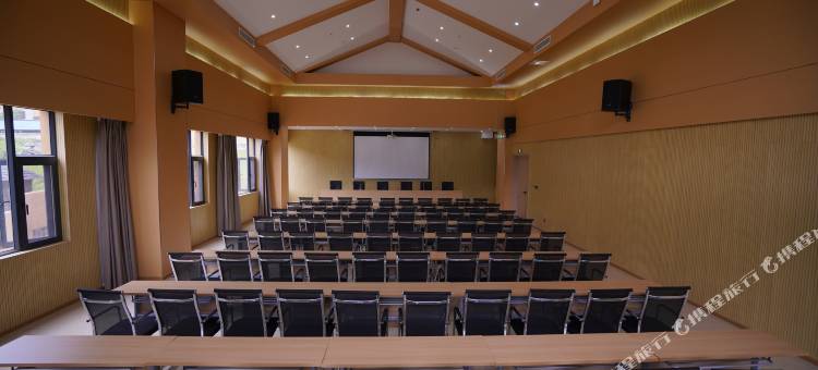 怒江贡山伊拉米拉云居酒店图片