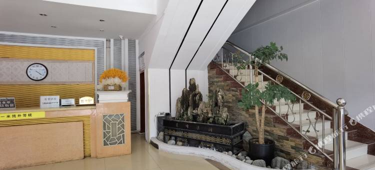 拉萨雪峰宾馆(布达拉宫店)图片