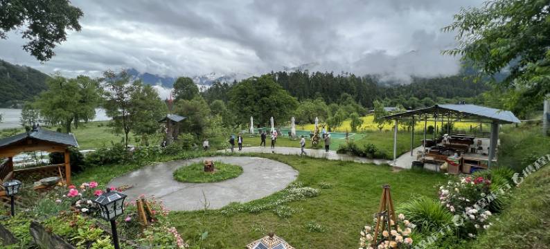 波密江边嘎玛客栈图片