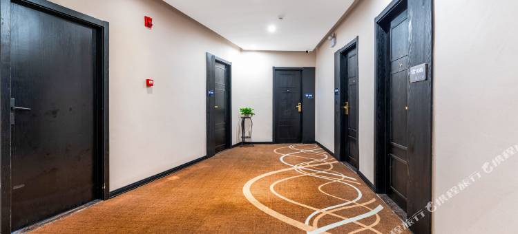 西岸酒店(余干天虹店)图片