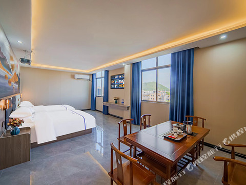 优悦精选公寓(饶平站店)