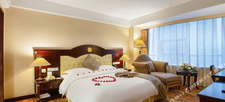 漫湾丽呈酒店(大理高铁站洱海公园店)图片