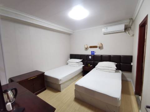 交江宾馆(上海浦东广兰路地铁站店)