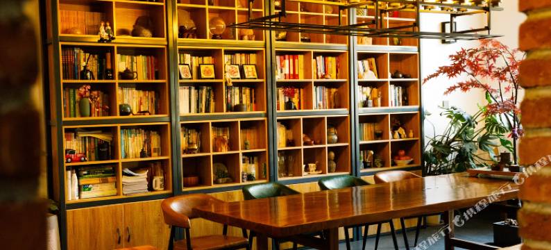 花拾间民宿(花果山景区店)图片