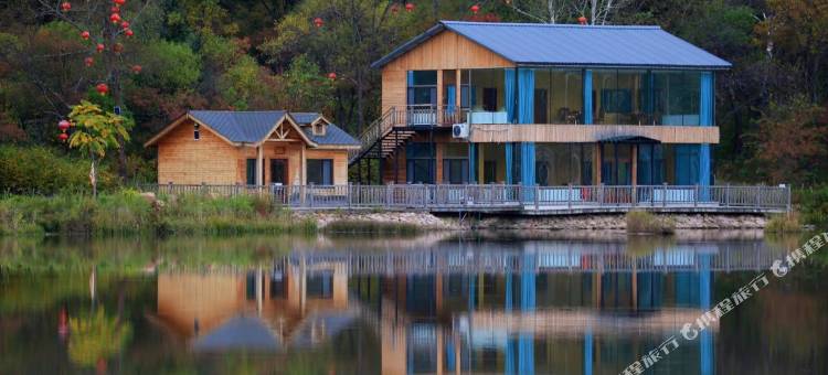 伊春峰岩山寨图片