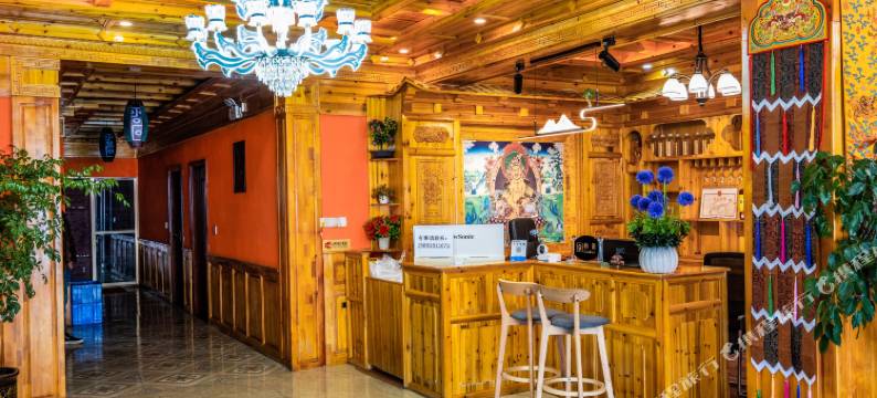 木雅雪地精品民宿(塔公镇店)图片