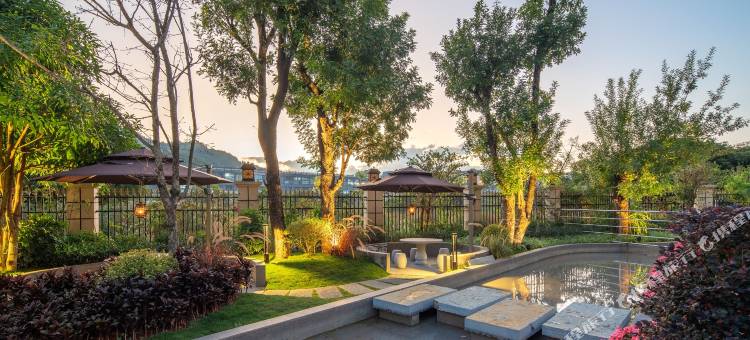 文山峰邦花园酒店(七都古镇店)图片