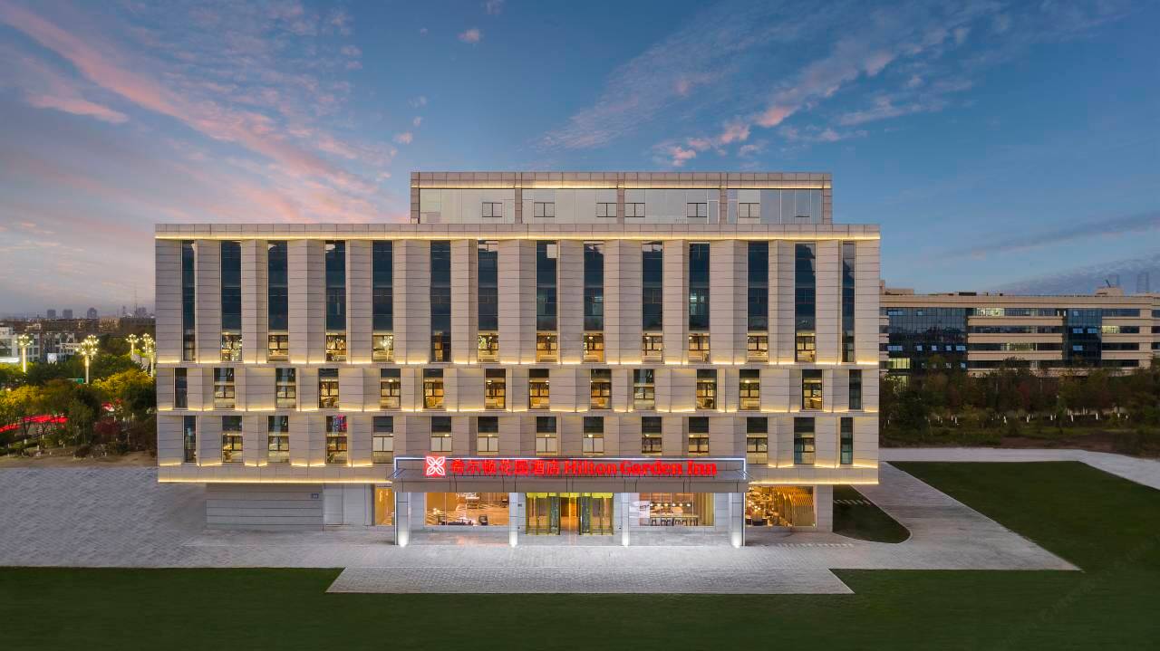 昆明滇池希尔顿花园酒店