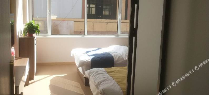 肃南县雪域酒店图片