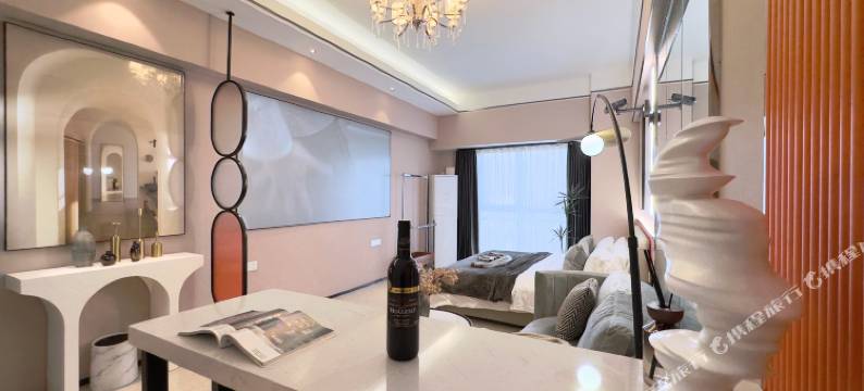 美素·Free艺术酒店(武汉金银湖恒大城市广场店)图片