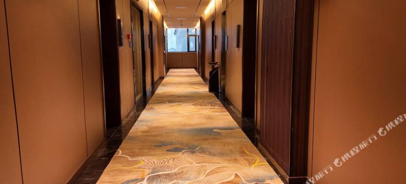 河南县夏马尔文旅酒店图片