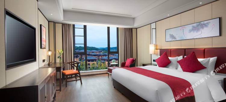 英山九龙湾华美达温泉度假酒店图片