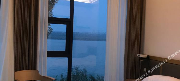 岳阳竹影·山居民宿(洞庭中华大熊猫苑店)图片