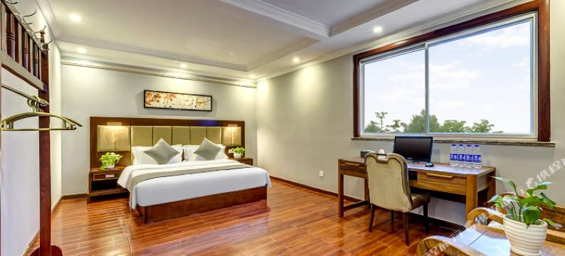 滨海蓝天酒店(北戴河老虎石店)图片