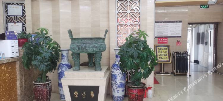 礼县春天商务酒店图片