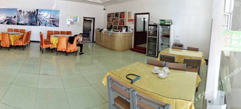 达里湖南岸曼陀山饭店图片