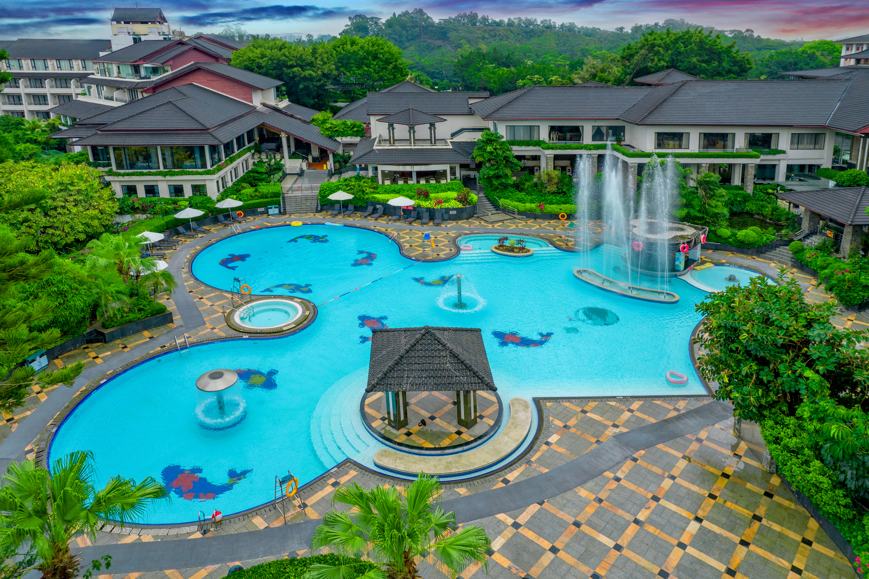 Mission Hills Resort Shenzhen Over view